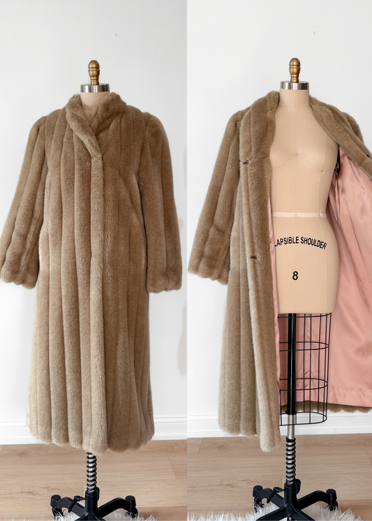 NEW Avec Tu Vintage  Faux Fur Blonde Coat Long Swing Princess Coat USA Union Made