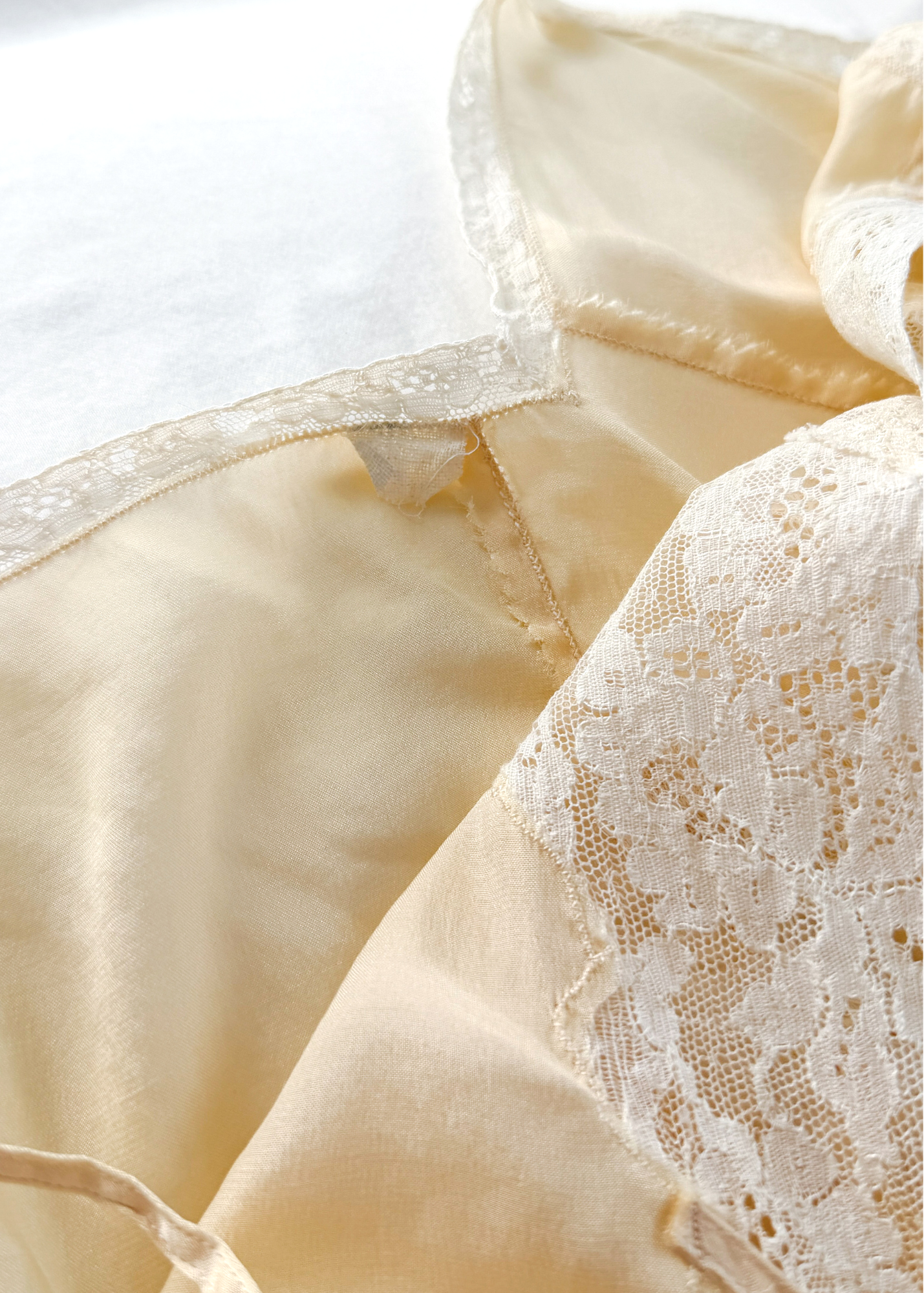 Vintage 30s 40s Ivory Silk Lace Teddy Playsuit Romper Lingerie One Piece (S)