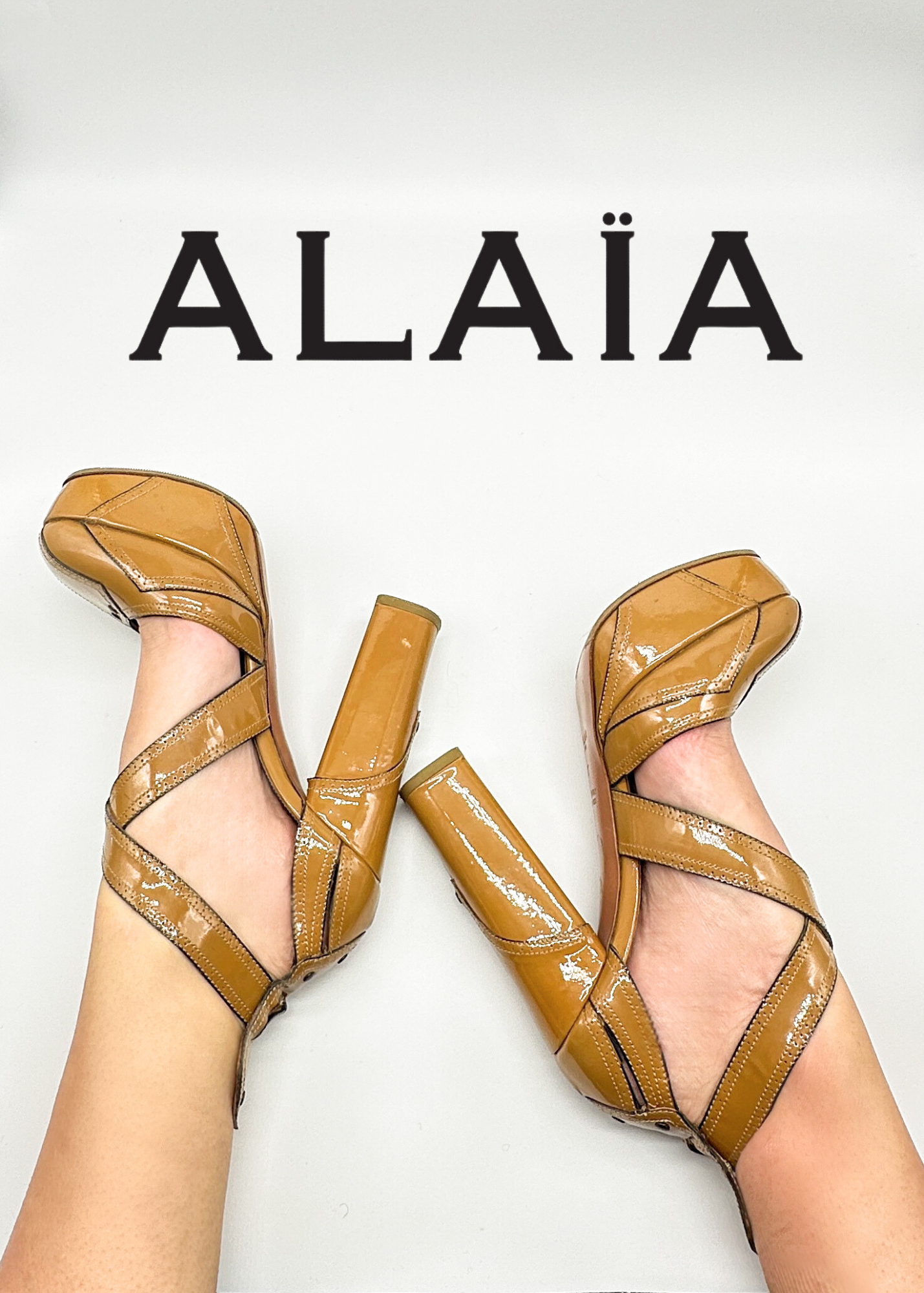 Alaïa Light Tan Brown Patent Leather Platform Pumps (37 or 7)