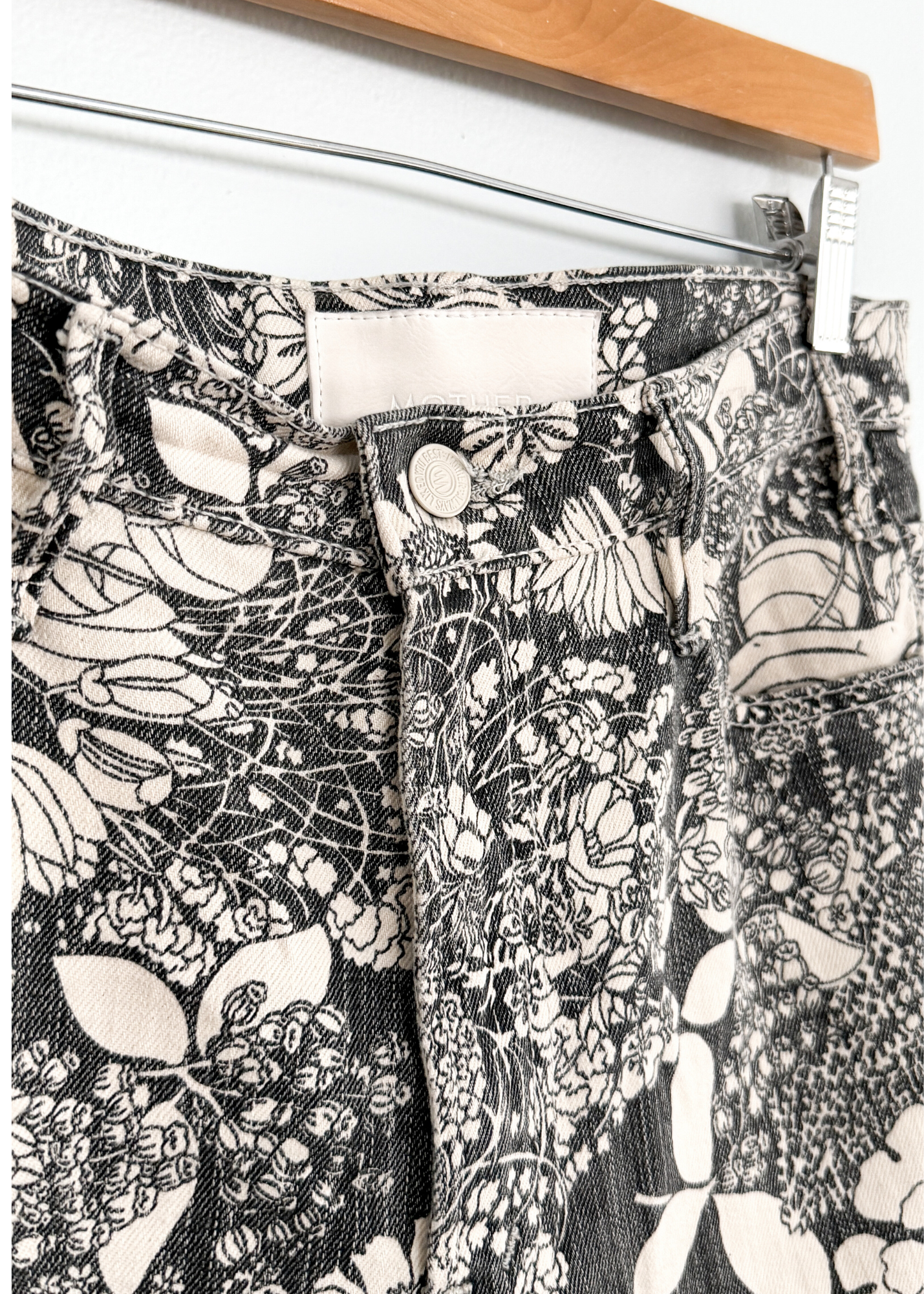 MOTHER Hustler Ankle Jeans in Devil May Care (28 or 6)