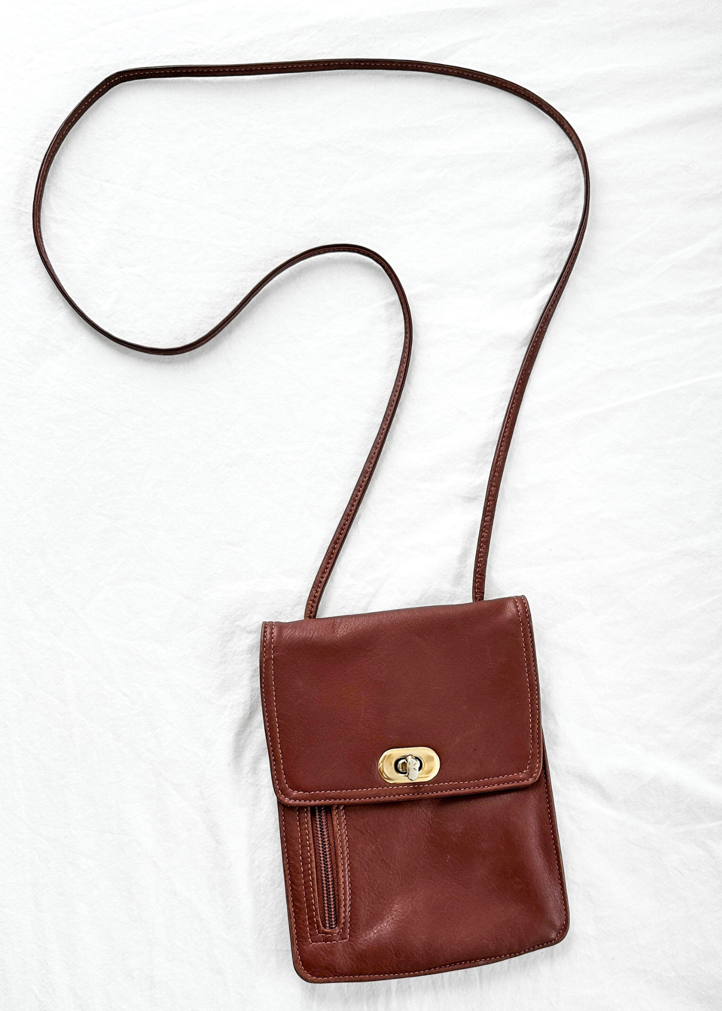 Indigo Leather Handmade Brown Turnlock Crossbody Purse