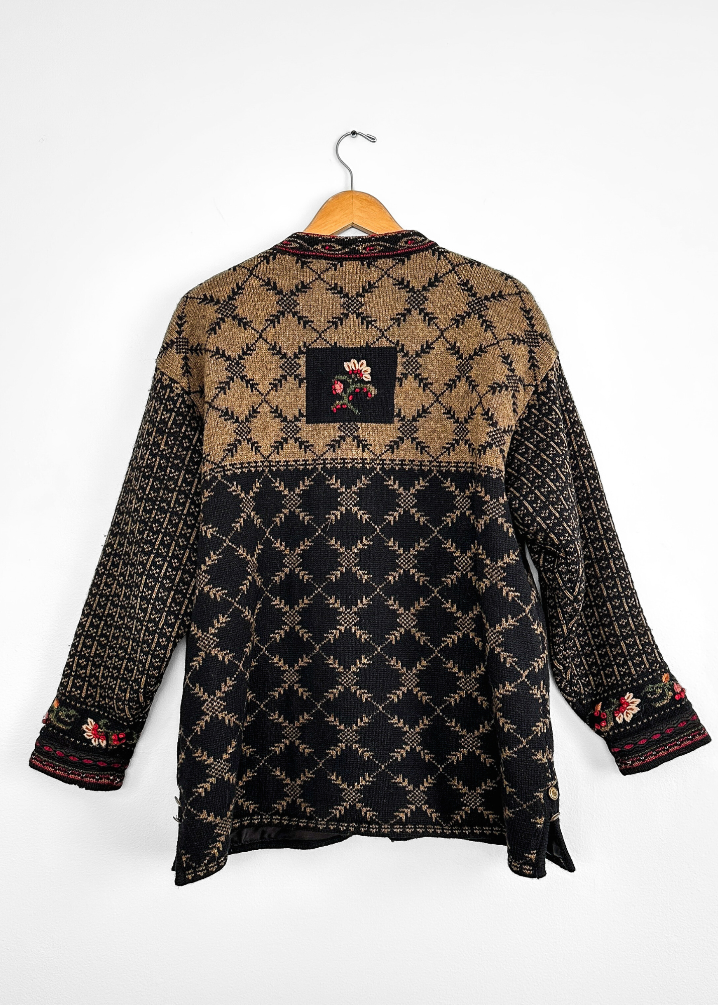 Icelandic Designs Brown & Black Floral Embroidered Wool Zip Knit Jacket Sweater (XL)