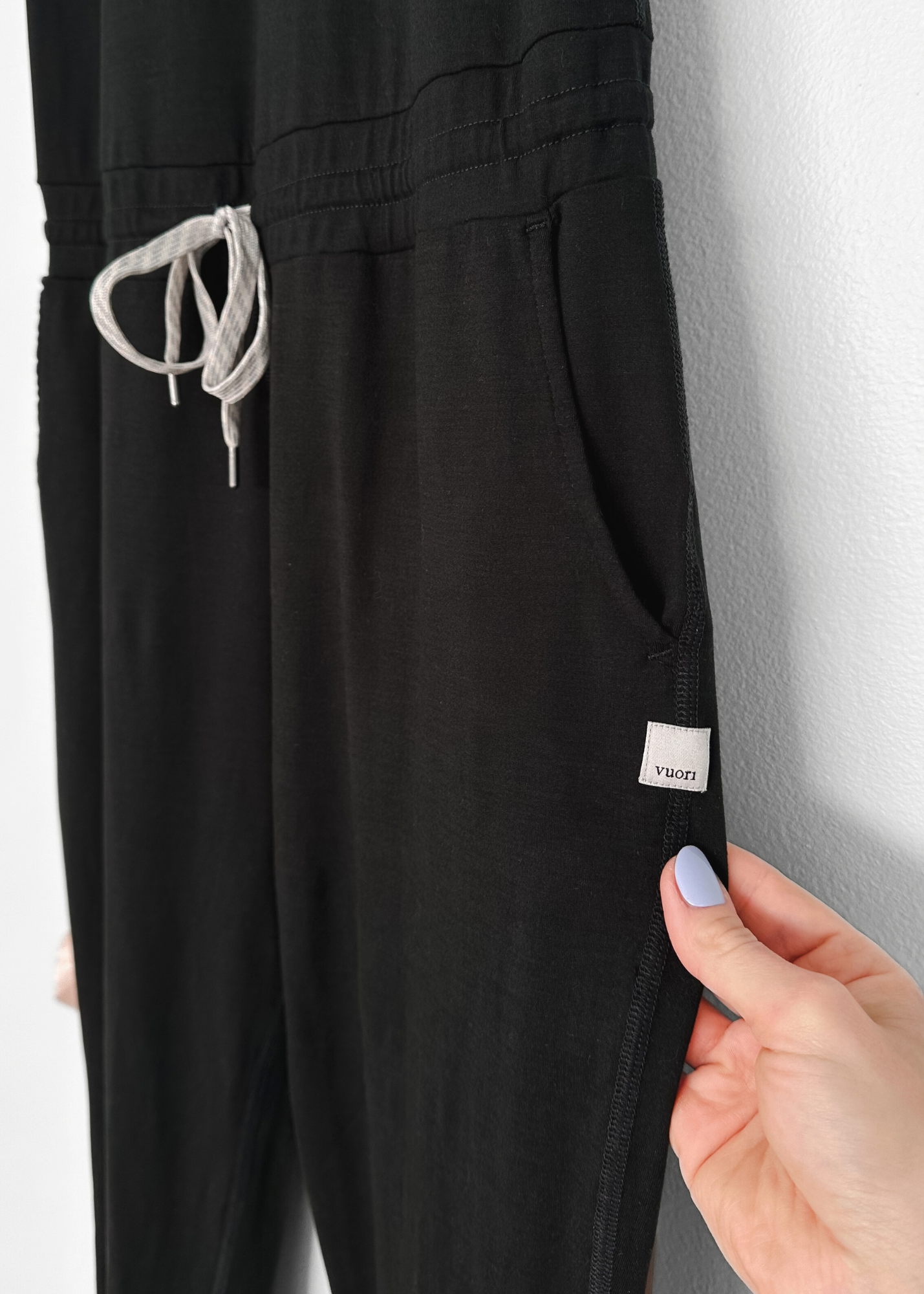 Vuori Black Lux Racerback Drawstring Harem Jogger Jumpsuit (M)