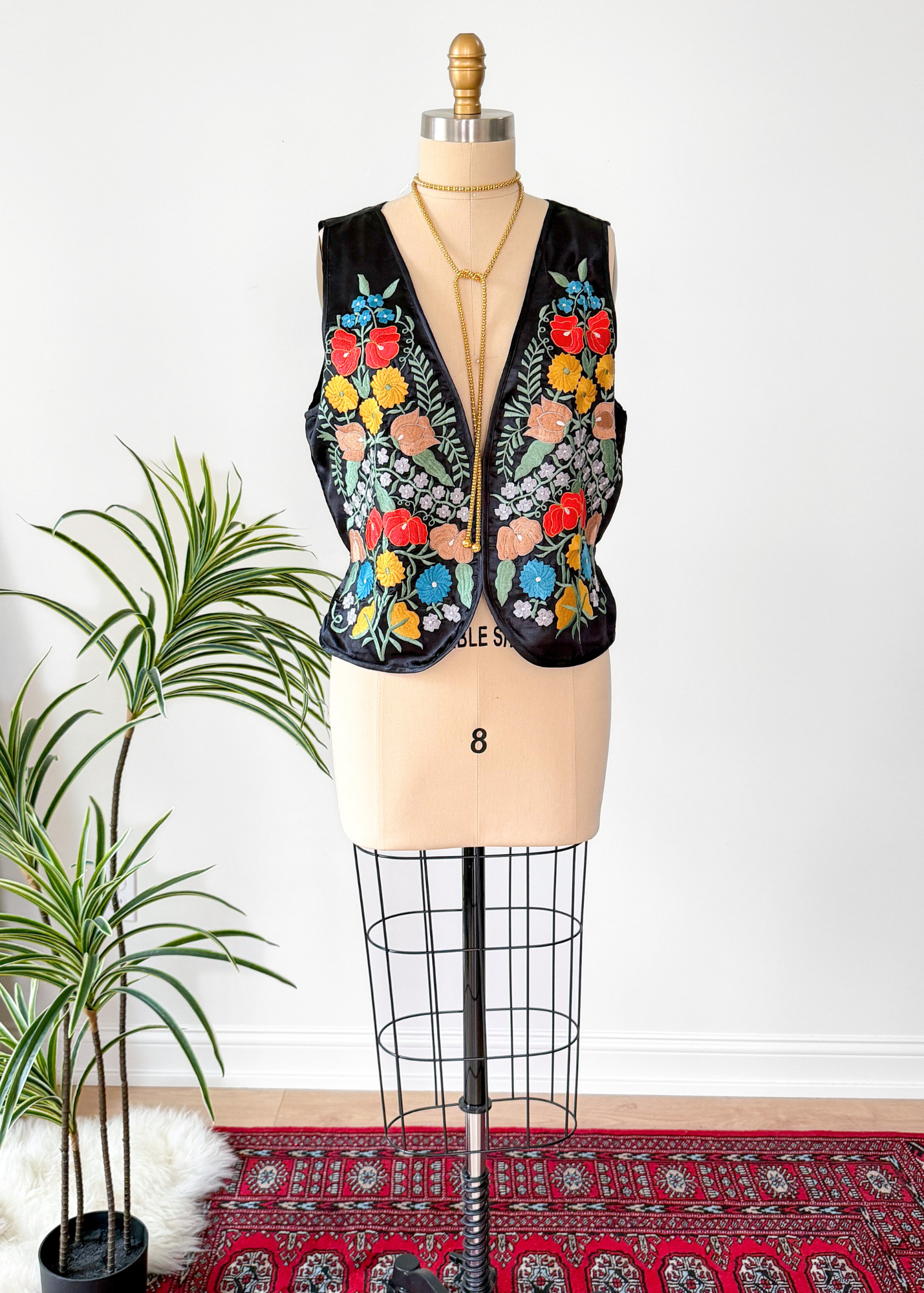 Vintage 90s Mary McFadden Black Floral Embroidered Vest (L)