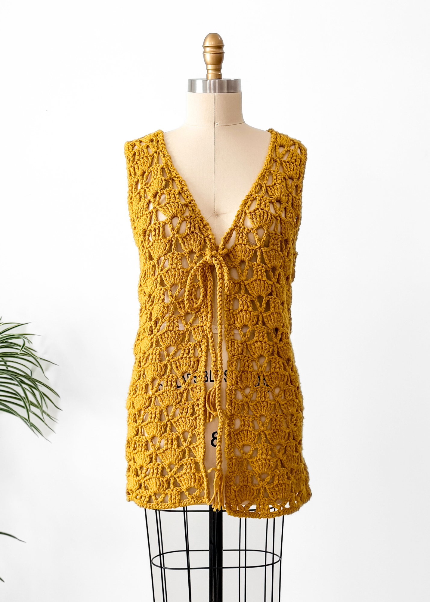 Vintage Golden Yellow Hand Crochet Tie Front Vest Top (one size)