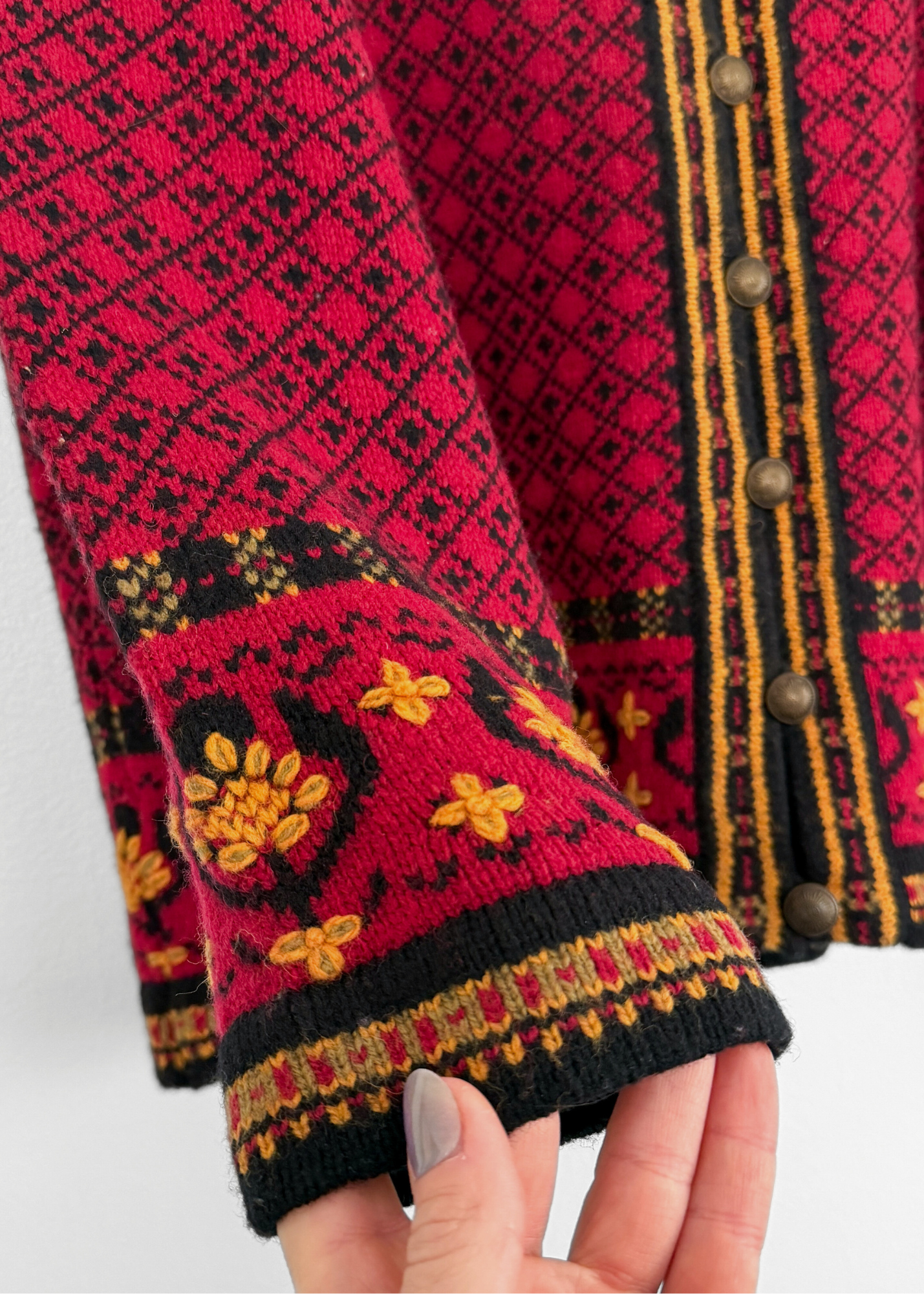 Squaw Valley Scandinavian Wool Knit Cardigan in Red Nordic Floral Fair Isle (M)