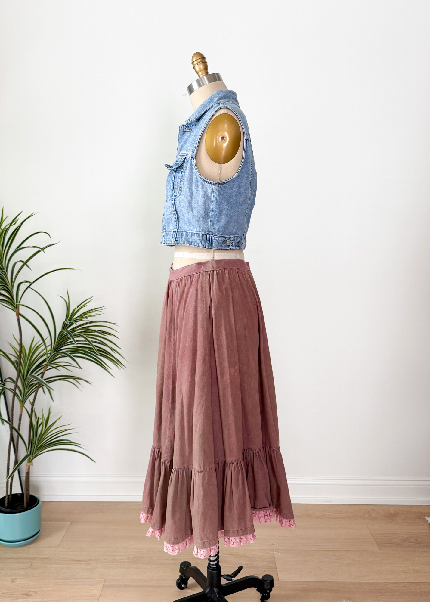 Vintage BIS by Gene Ewing Beverly Hils Paris Pink Mauve Sun Bleach Midi Peasant Skirt
