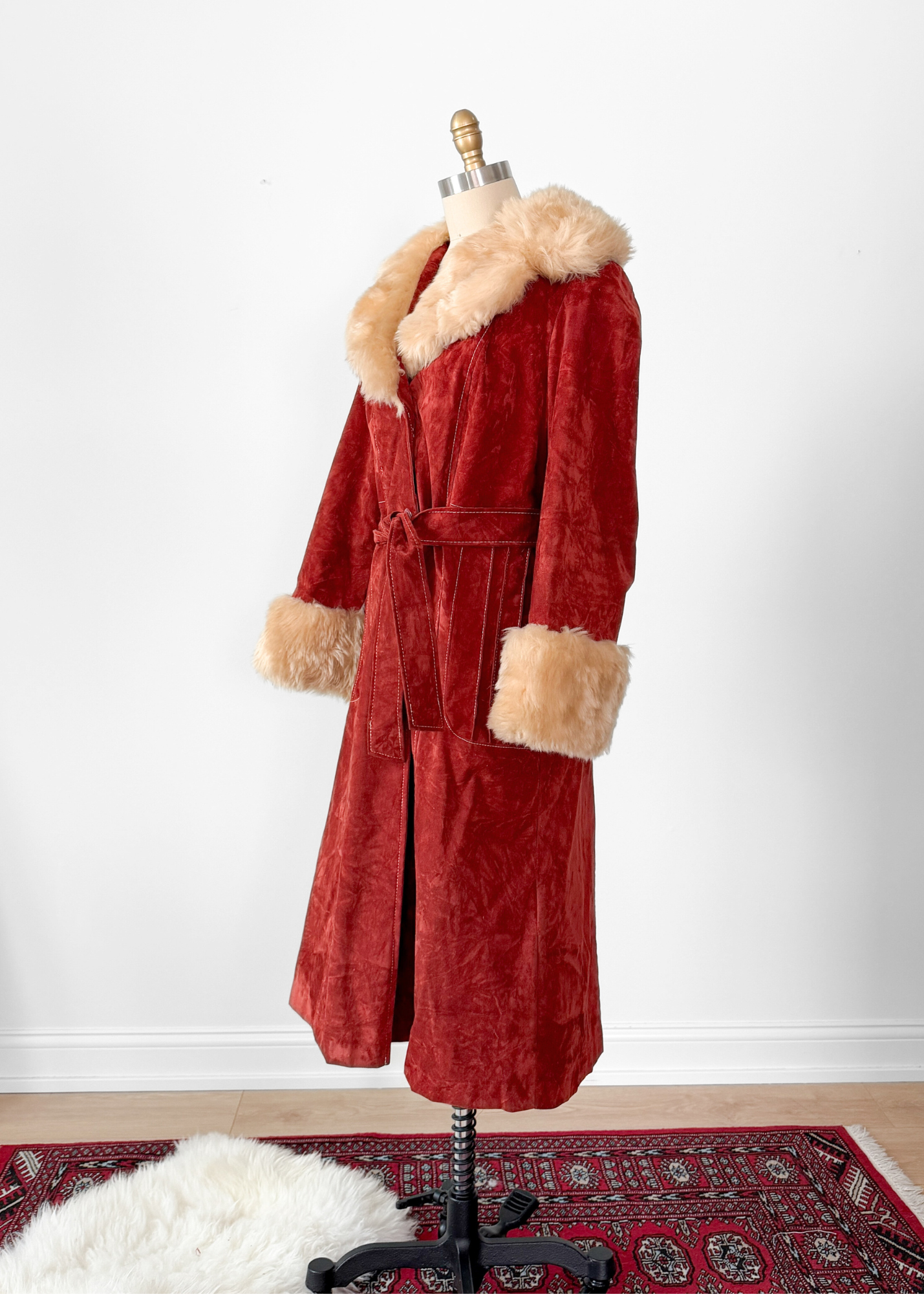 Vintage 70s Rust Crushed Velvet & Faux Fur Penny Lane Coat (M)