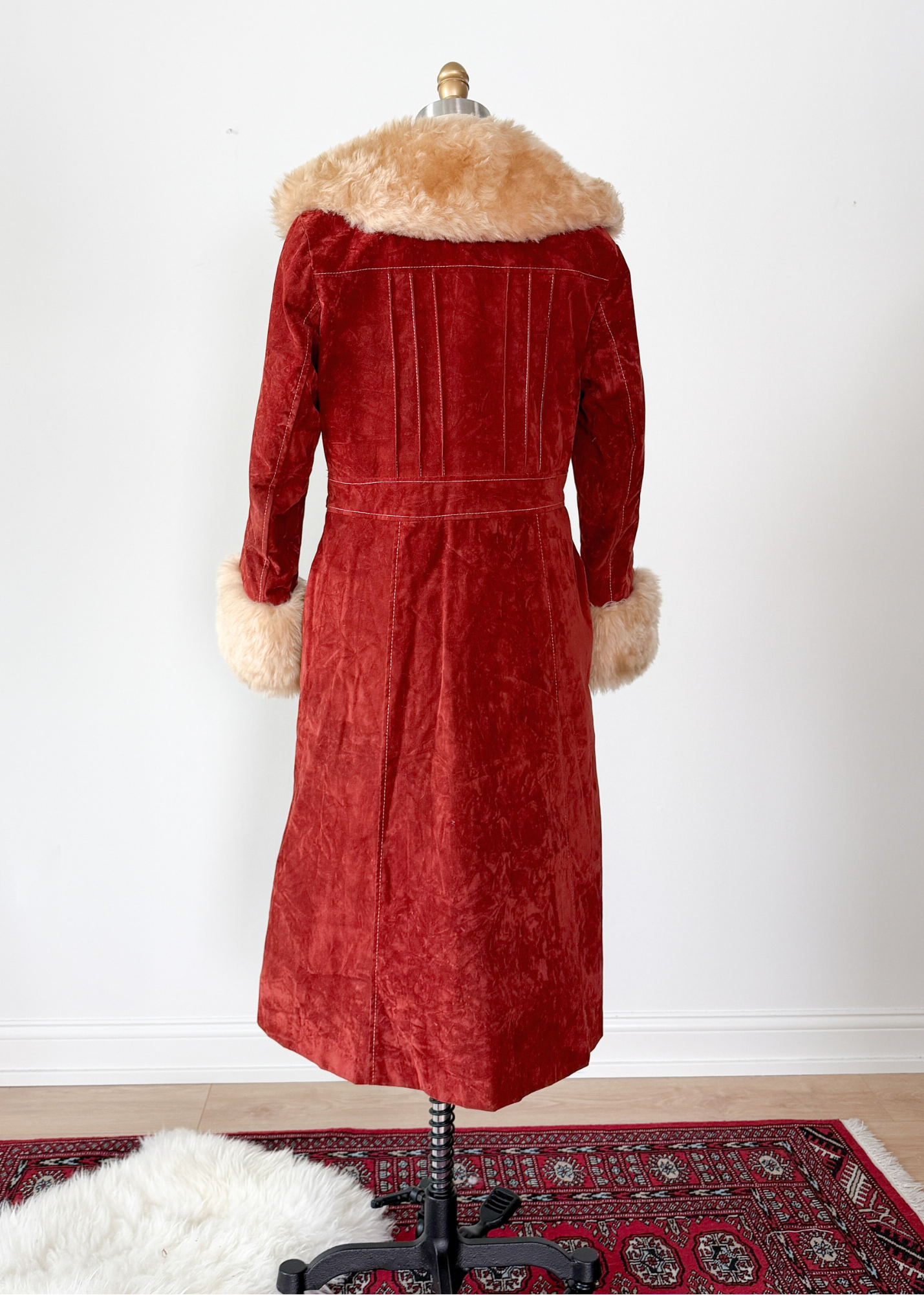 Vintage 70s Rust Crushed Velvet & Faux Fur Penny Lane Coat (M)