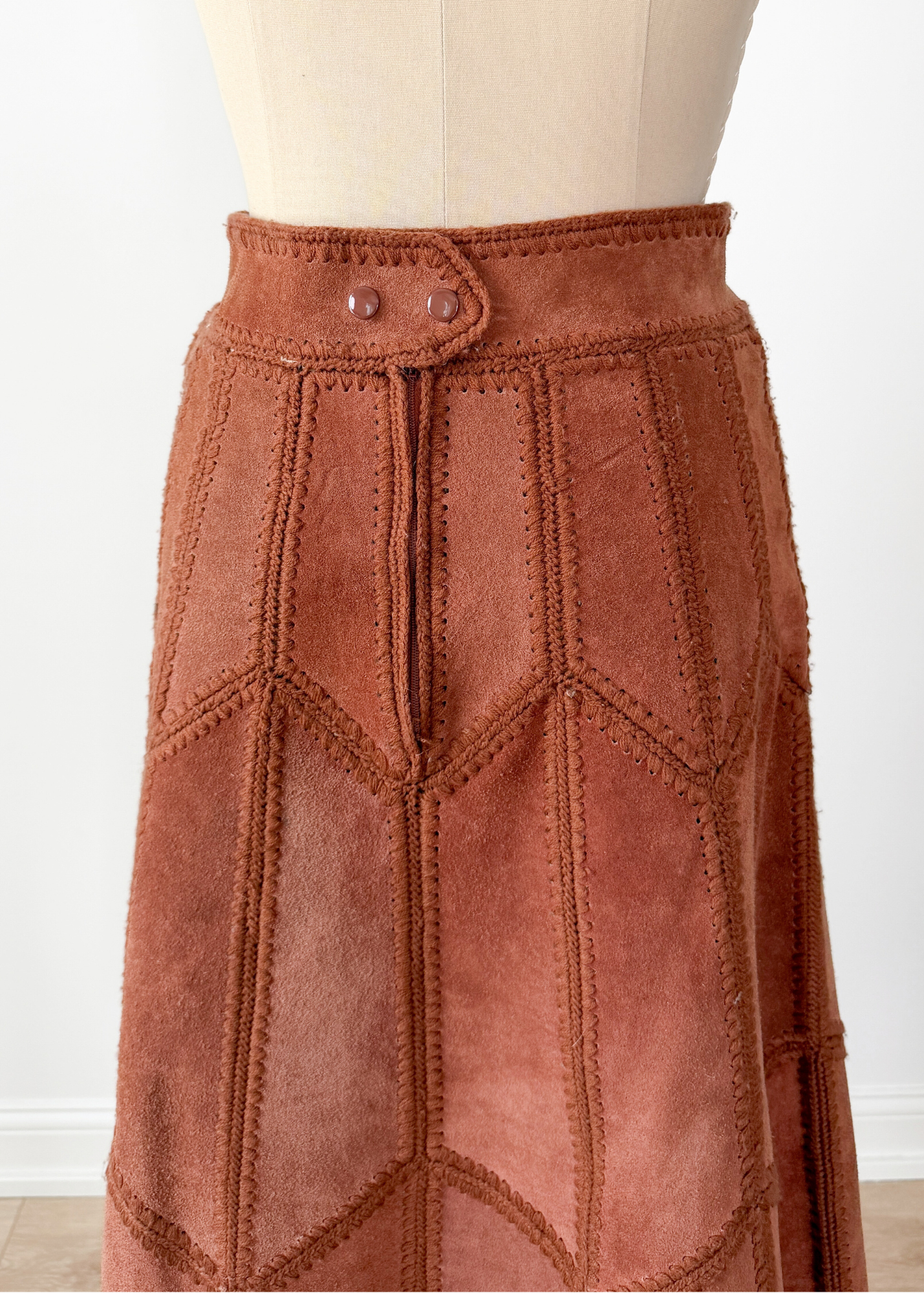 Vintage 70s Suede Leather Patchwork A-line Skirt (M or 8)