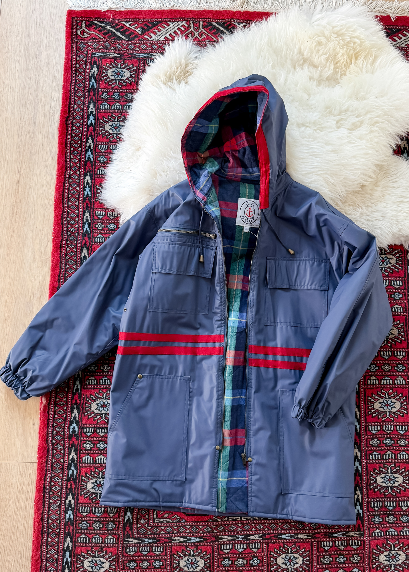 Vintage 90s J.G Hook Blue Red Plaid Rain Coat (S)