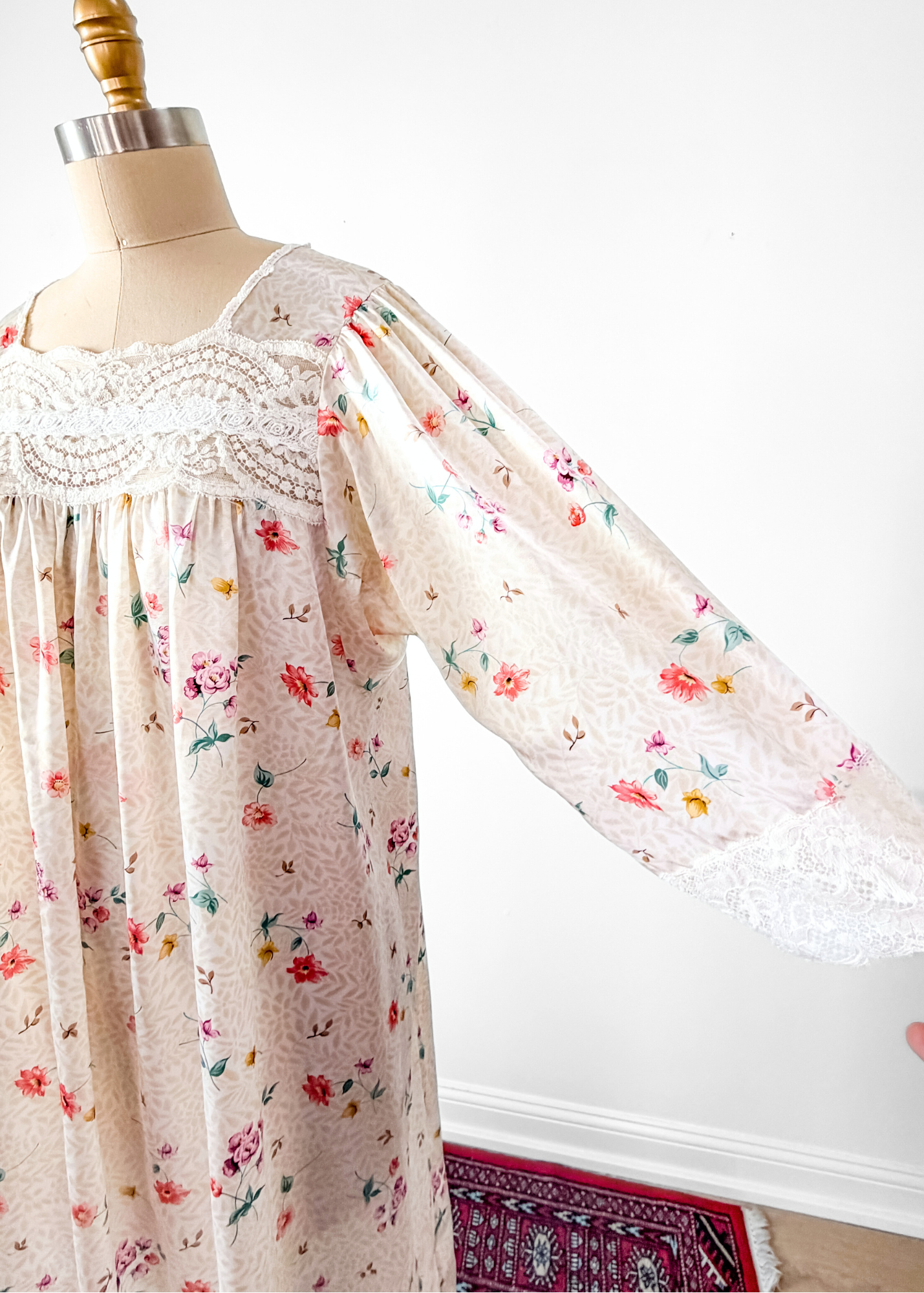 Vintage 90s Christian Dior Floral Prairie Style Nightgown Full Length (M/L)