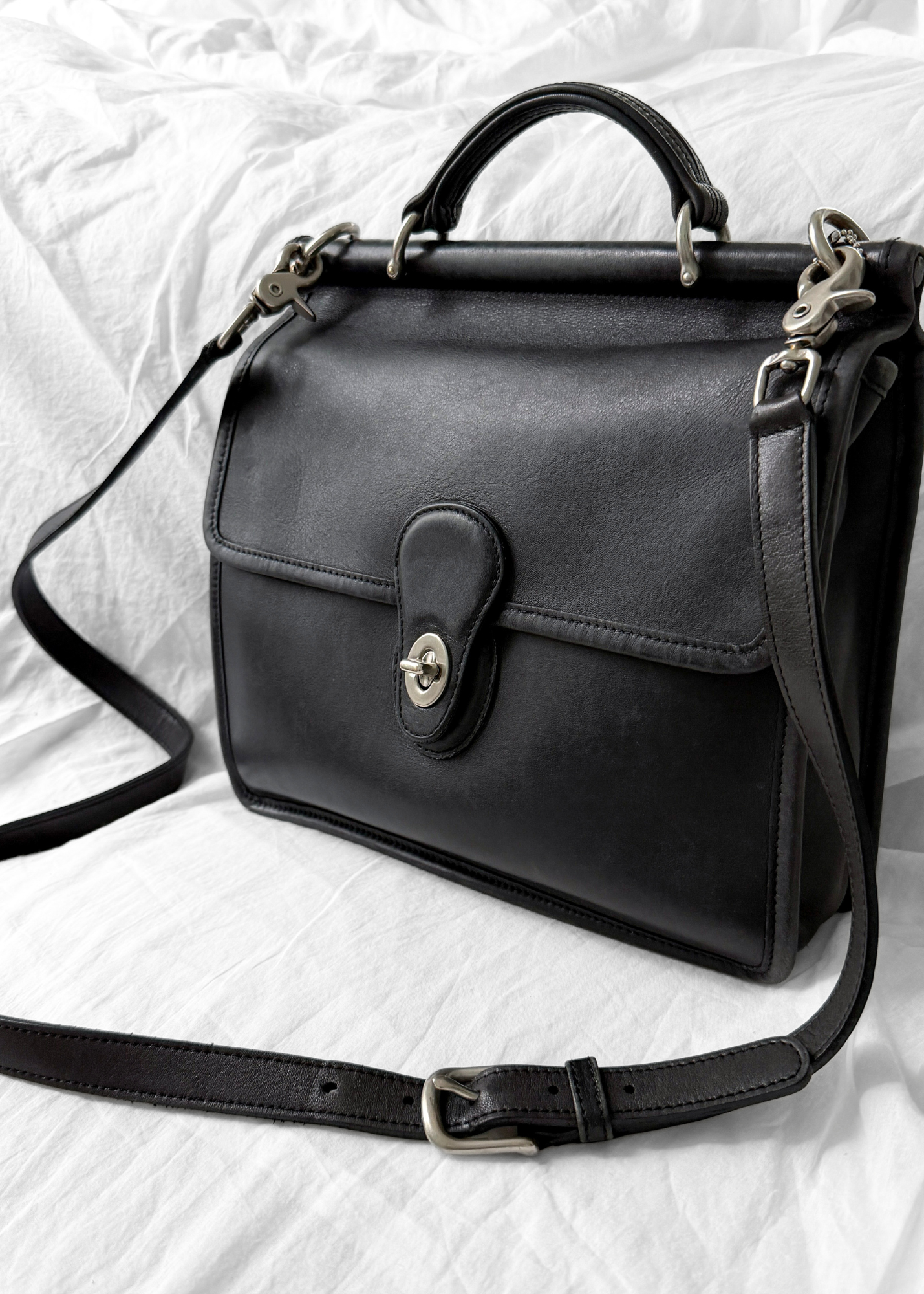 Vintage 2003 Coach Willis Bag #9927 Black Leather Crossbody Satchel Purse