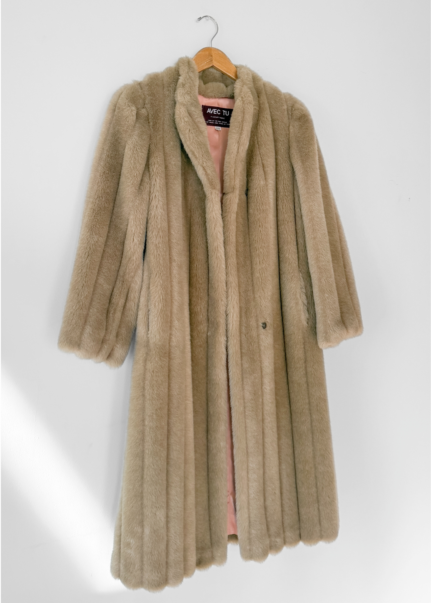 NEW Avec Tu Vintage  Faux Fur Blonde Coat Long Swing Princess Coat USA Union Made