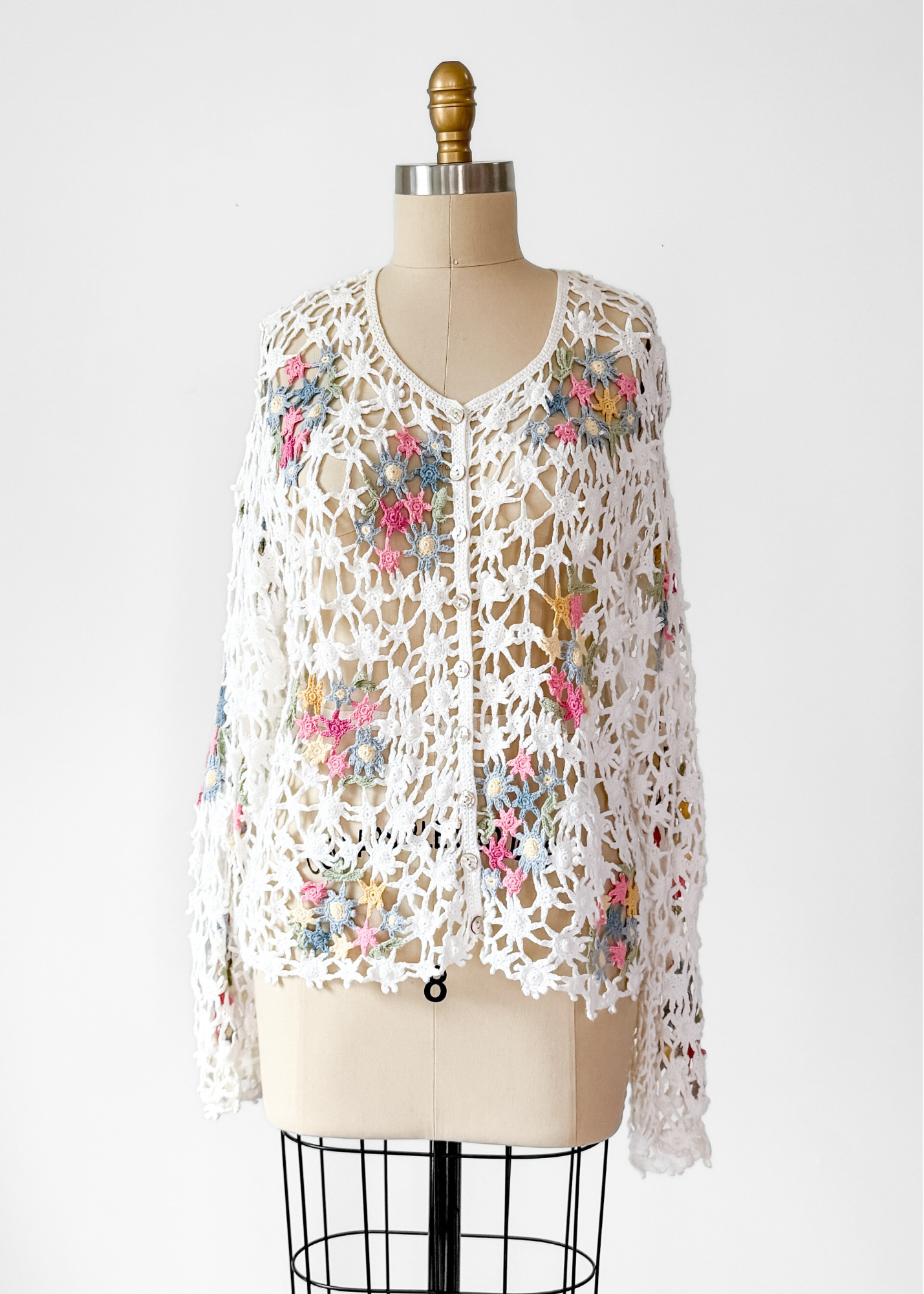 Vintage 00s Susan Bristol Floral Crochet Cardigan (XL)