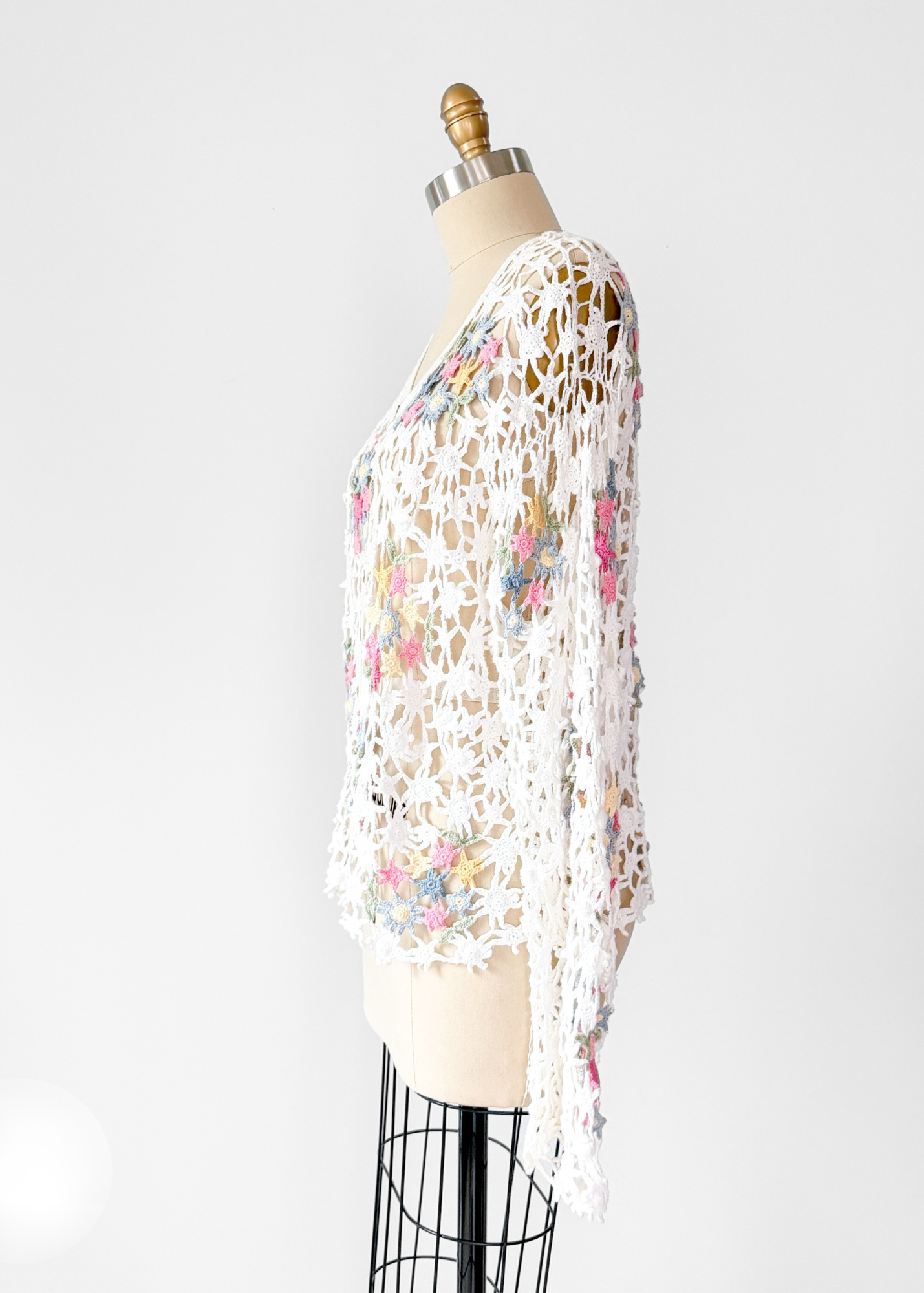 Vintage 00s Susan Bristol Floral Crochet Cardigan (XL)