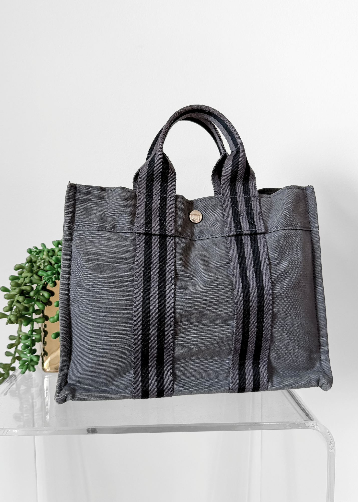 Hermès Fourre Tout Tote Canvas Bag in Graphite Gray