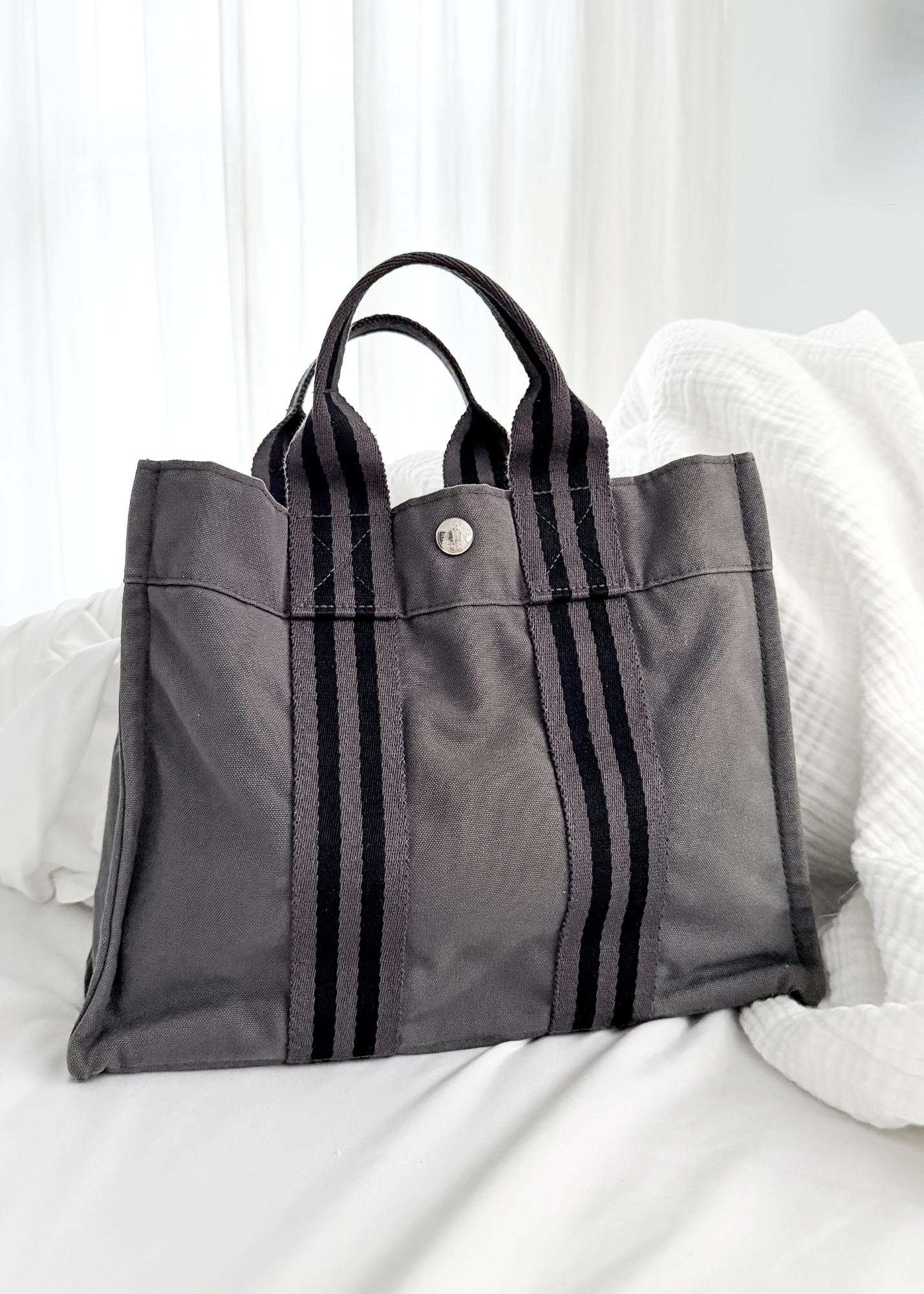 Hermès Fourre Tout Tote Canvas Bag in Graphite Gray