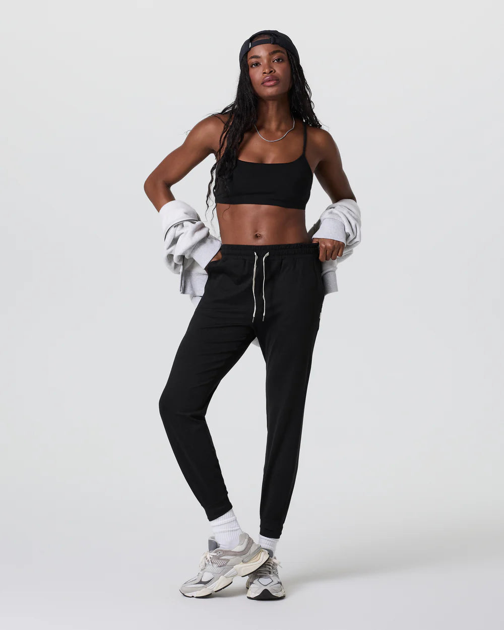 NWT Vuori Performance Jogger in Black Heather (M)