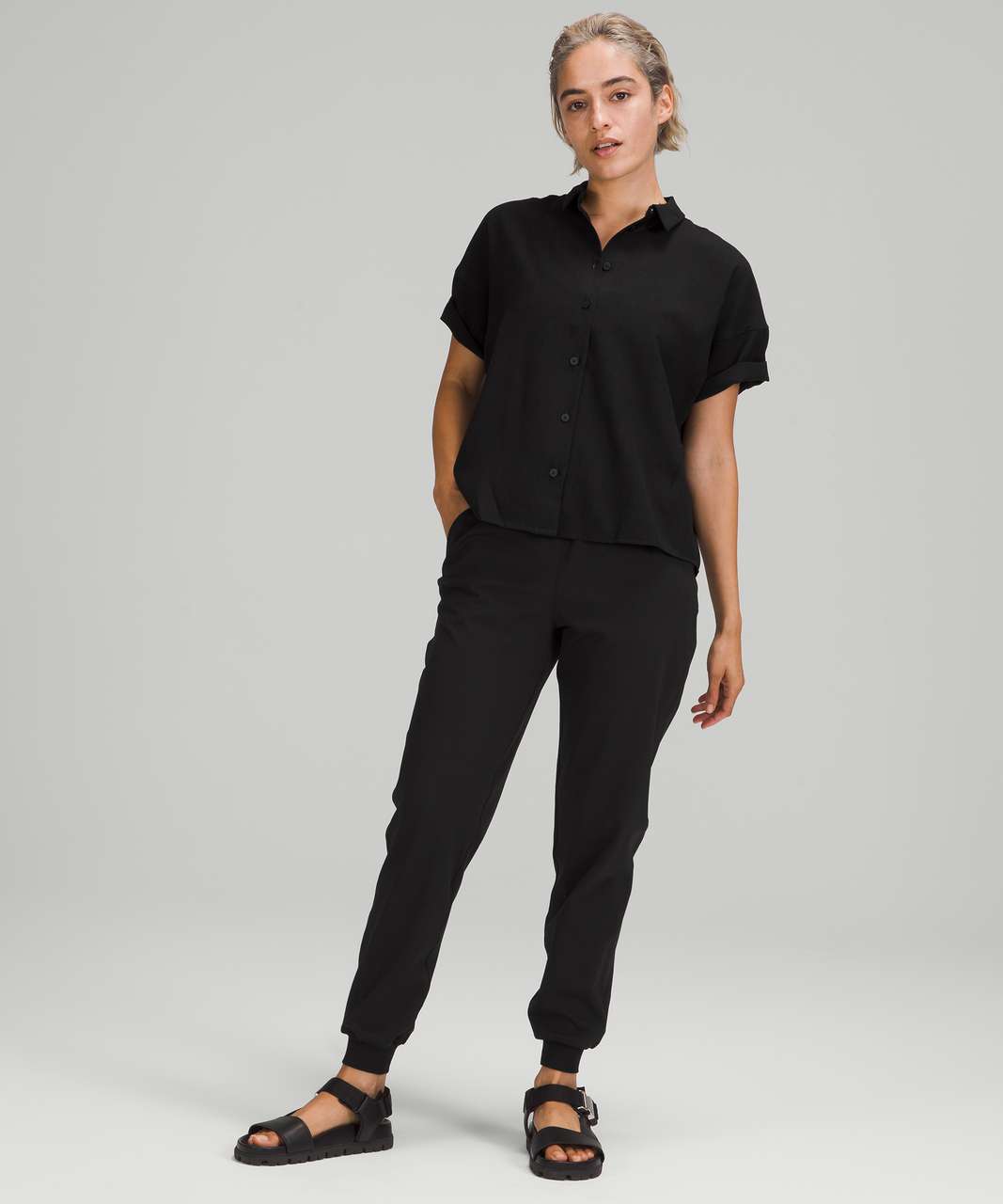 Lululemon Stretch High-Rise Jogger Pants in Black (6)
