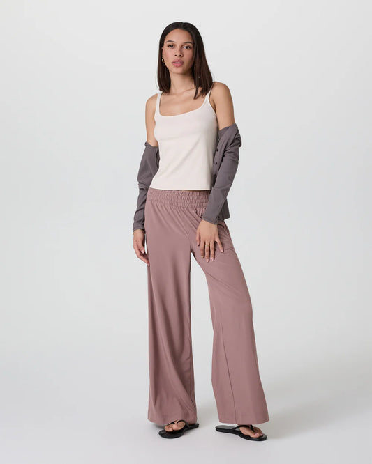 Vuori Villa Wideleg Casual Pants in Zion Rose (M)