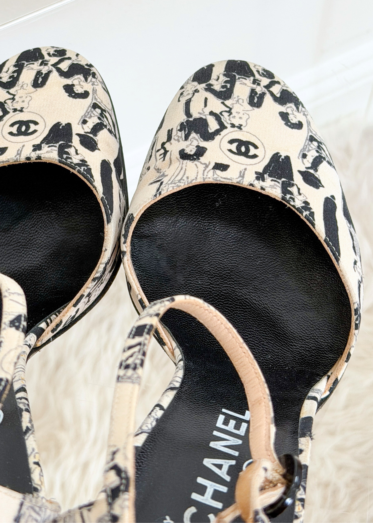 *Rare!* Vintage 2003 Chanel Black Cream D'orsay Print Round Toe Ankle Strap Heels (39)