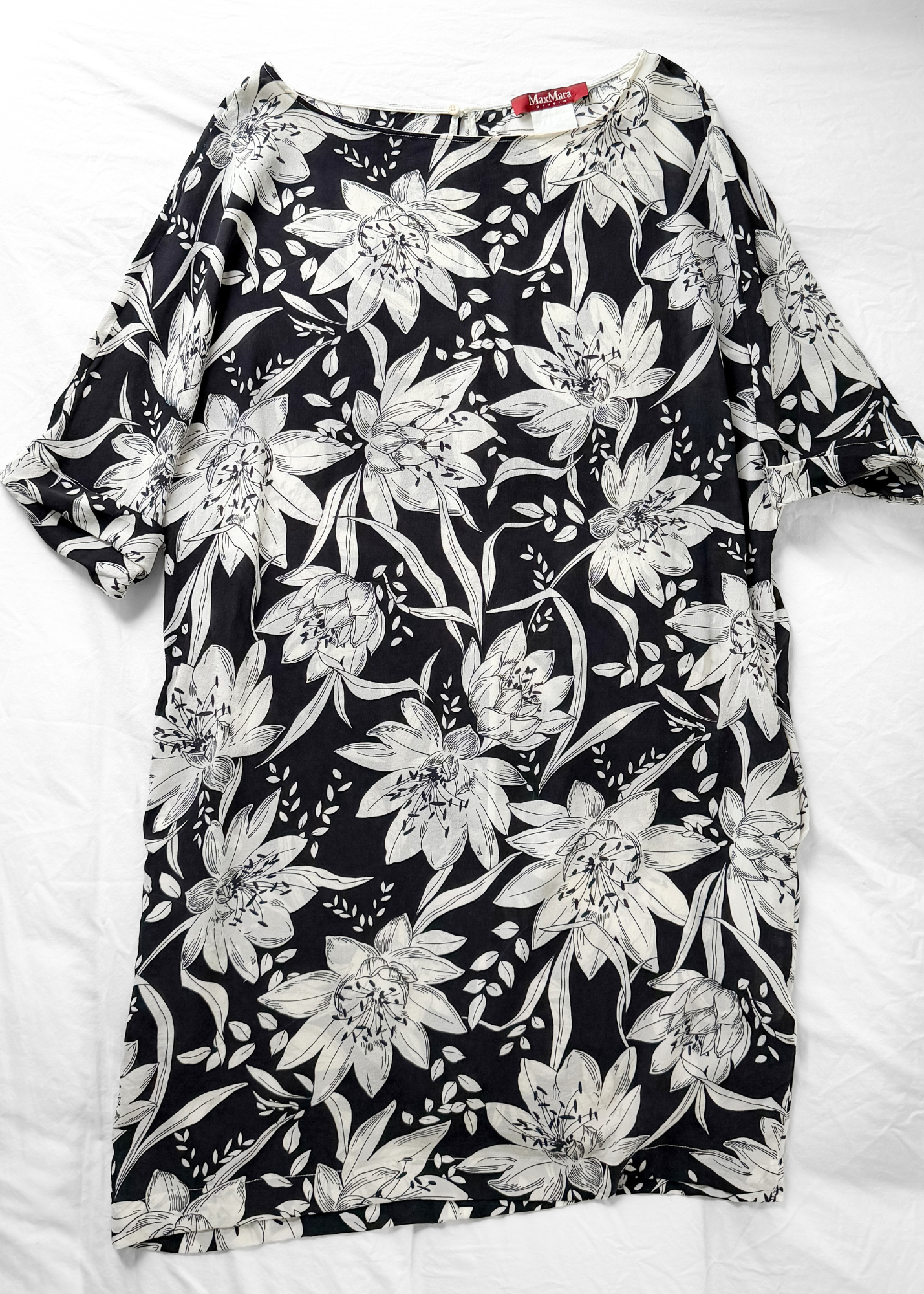 Max Mara Studio Black White Silk Floral Shift Dress (US 12)