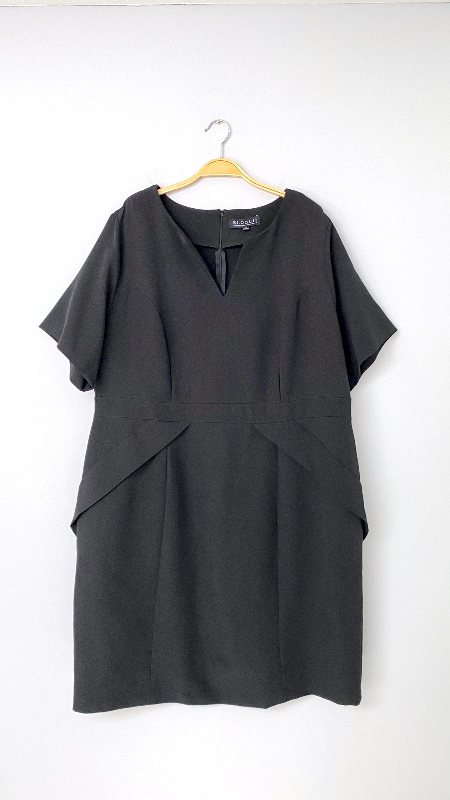 ELOQUII Black Structured Waist Work Week Dress (20)