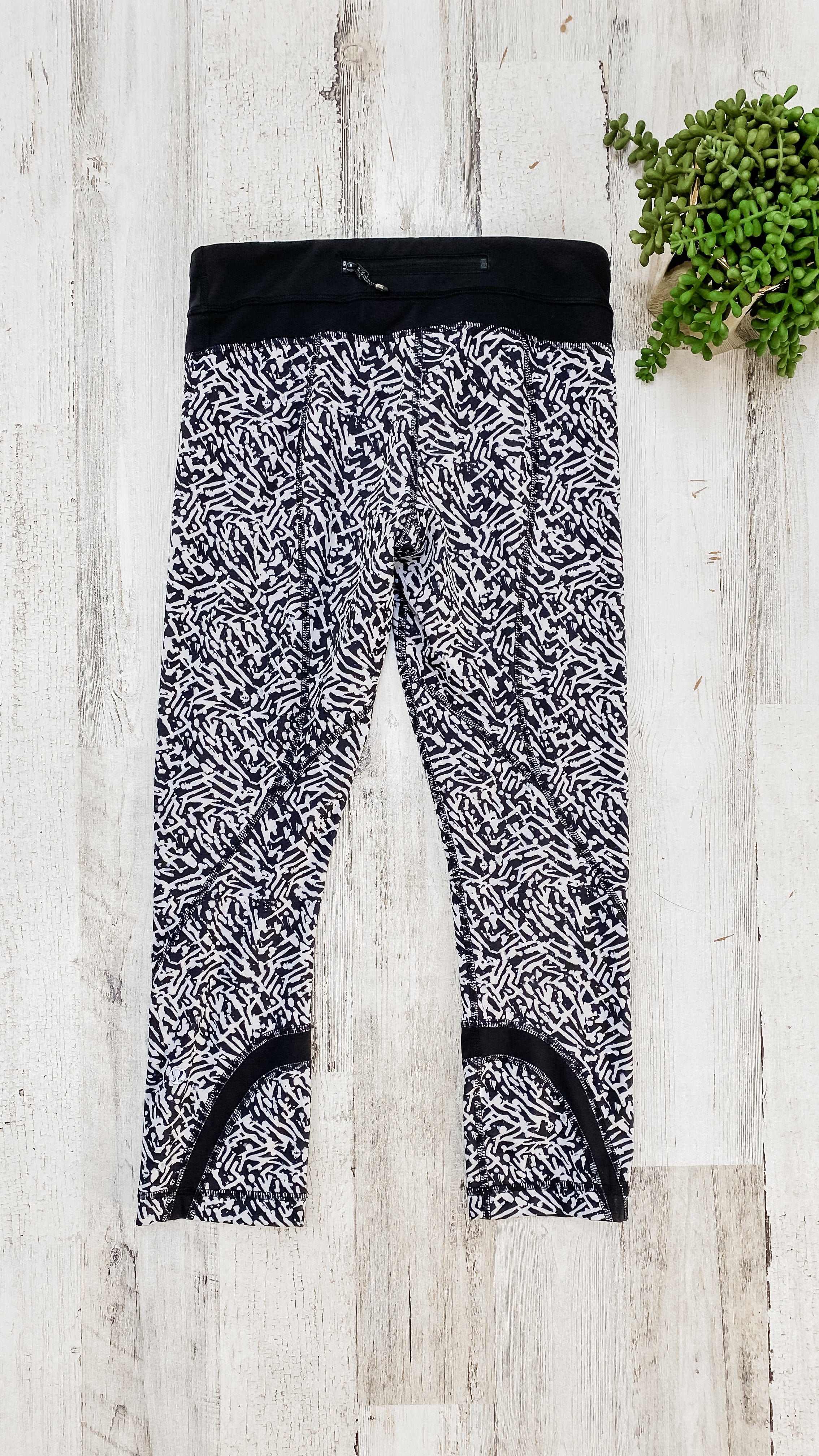 Leopard hot sale lululemon leggings