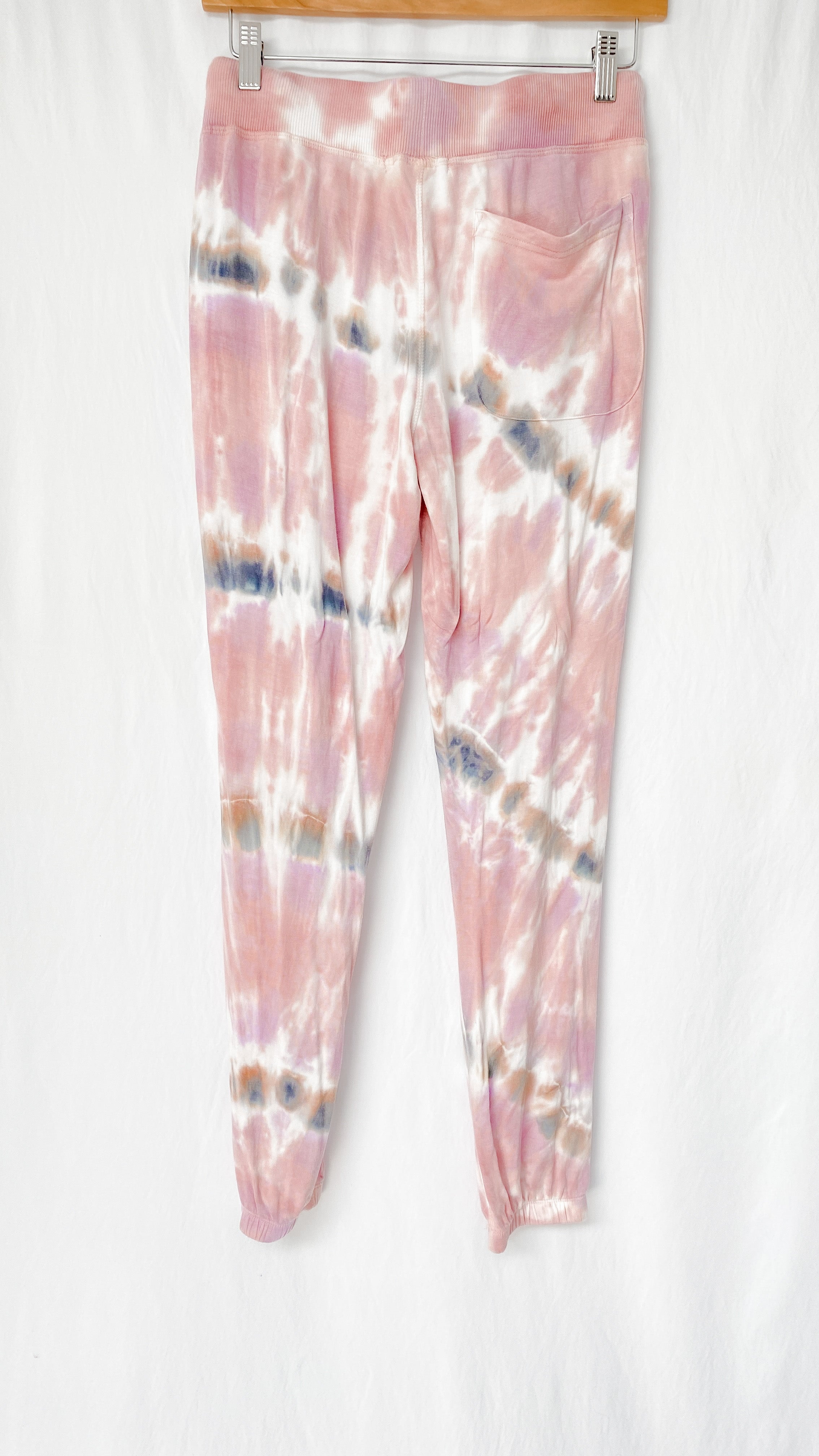 Young fabulous and best sale broke tie dye sweatpants