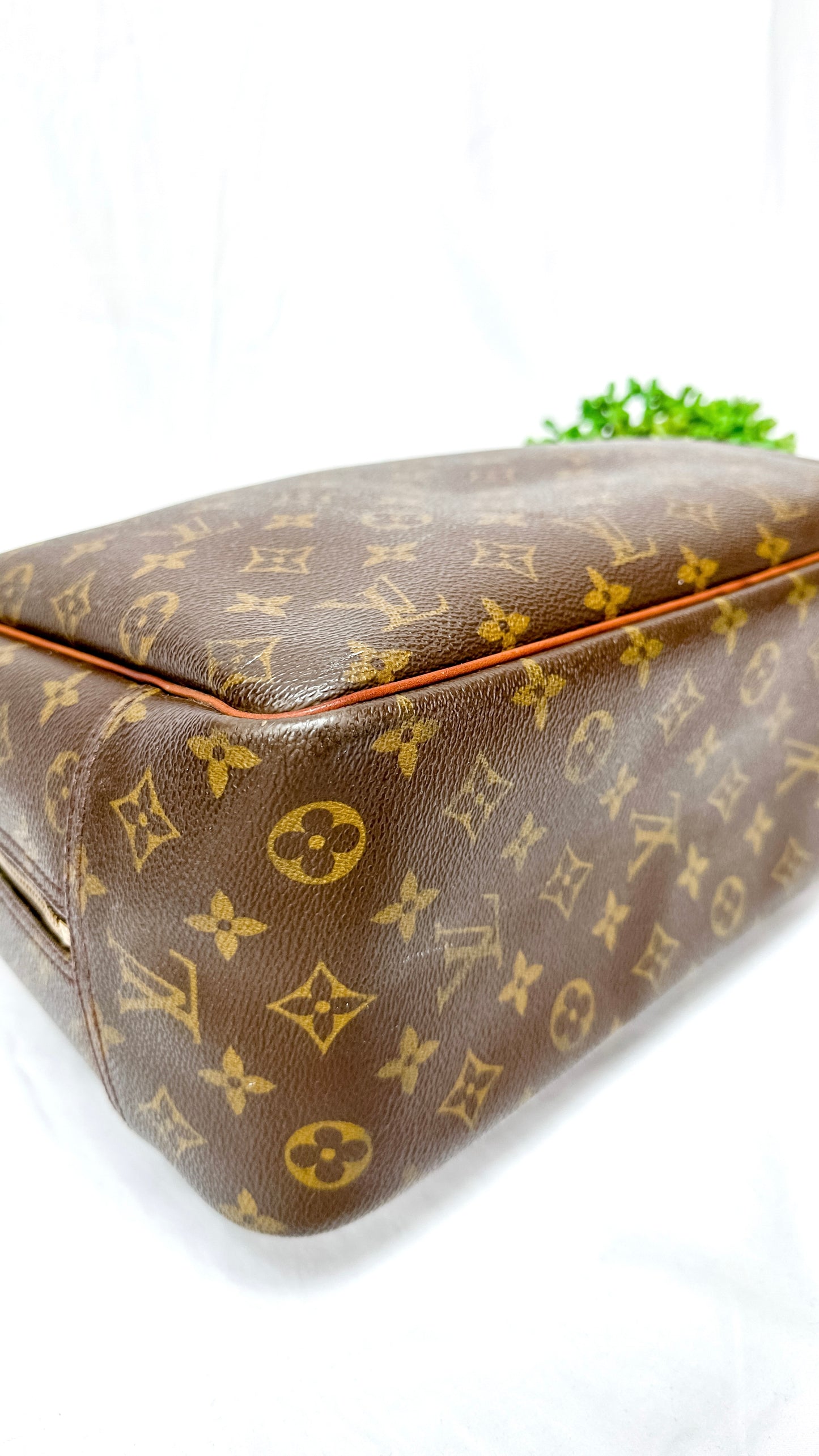 Vintage 90’s Louis Vuitton Monogram Deauville M47270 Travel Hand Bag