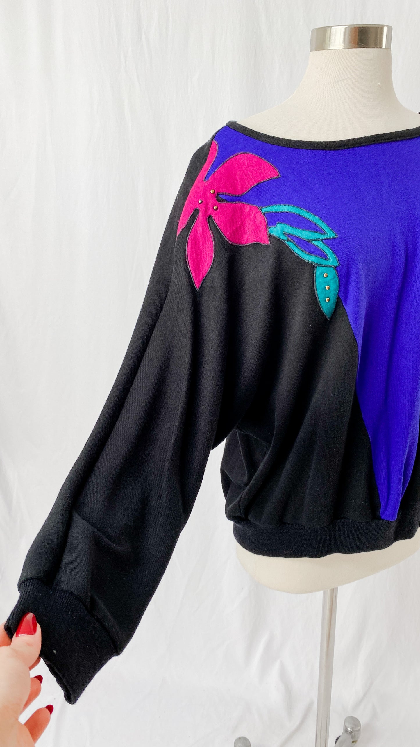 Vintage 80’s Color Block Flower Patch Pullover Top (M)