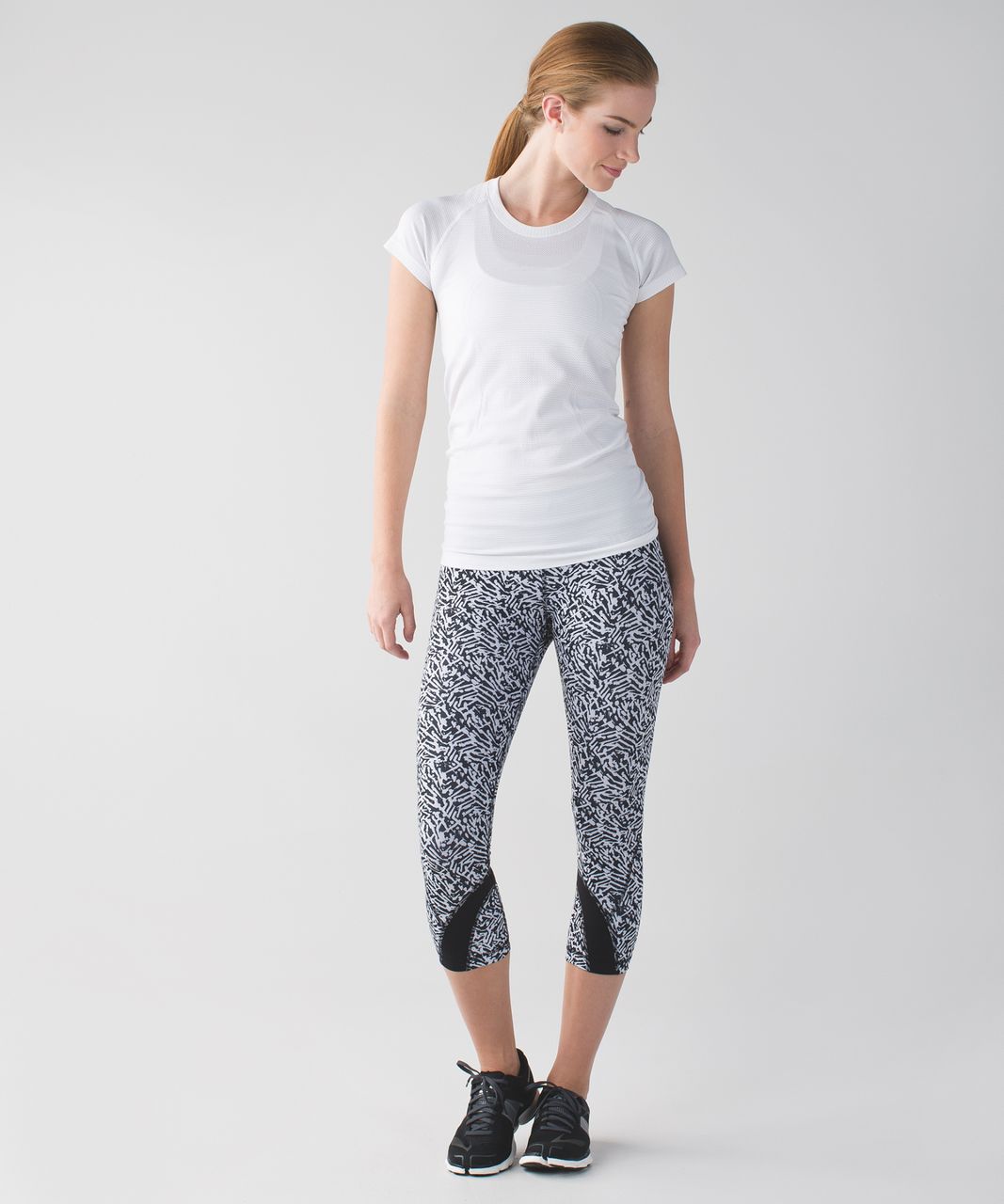 Lululemon Run Inspire Crop II Luxtreme Leggings (4)